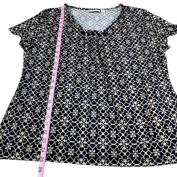 Croft & Barrow size Xl cream & black short sleeve tribal floral design shirt EUC - Picture 7 of 9